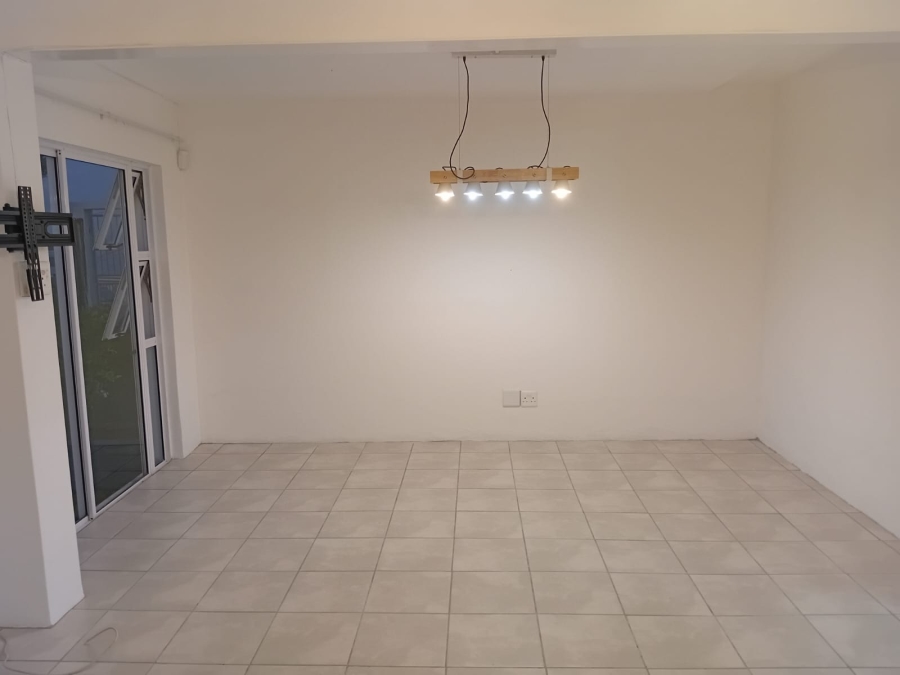1 Bedroom Property for Sale in Gonubie Eastern Cape
